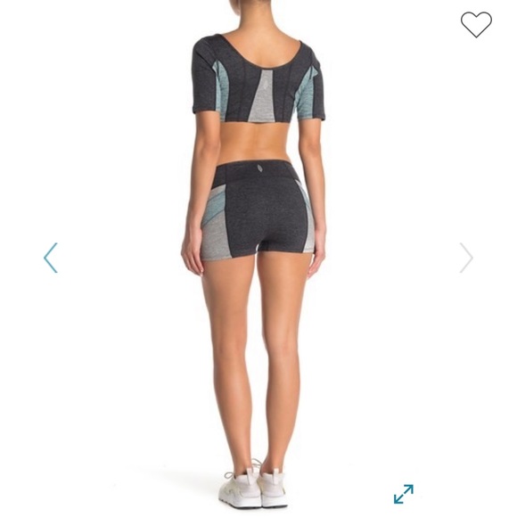 Free People Movement Color Block 2pc Set Black/Grey NWT - Picture 3 of 7